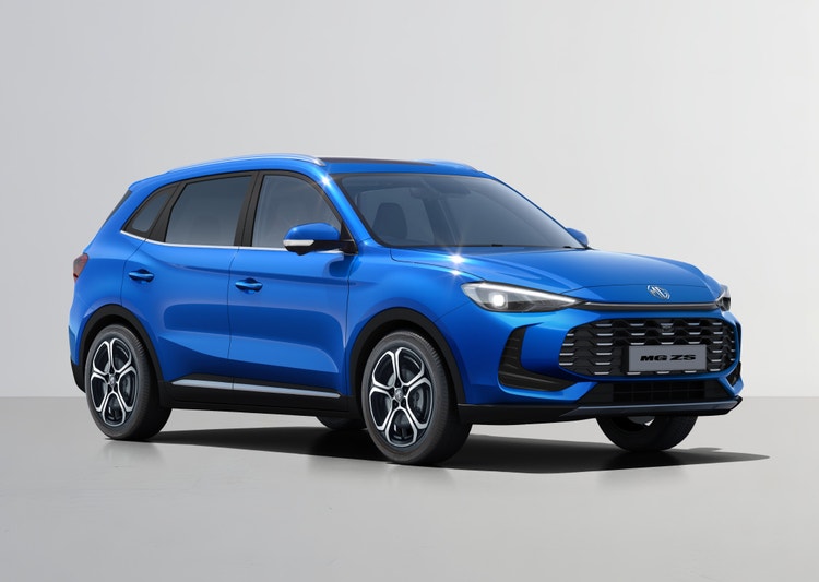 Novate a MG ZS Essence Auto MY25.5 through Maxxia novated leasing today.