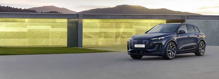 Novate a Audi Q6 e-tron Auto MY25 through Maxxia novated leasing today.