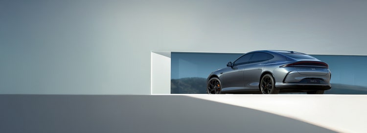 Novate an MG IM5 Premium Auto MY25 through Maxxia novated leasing today.