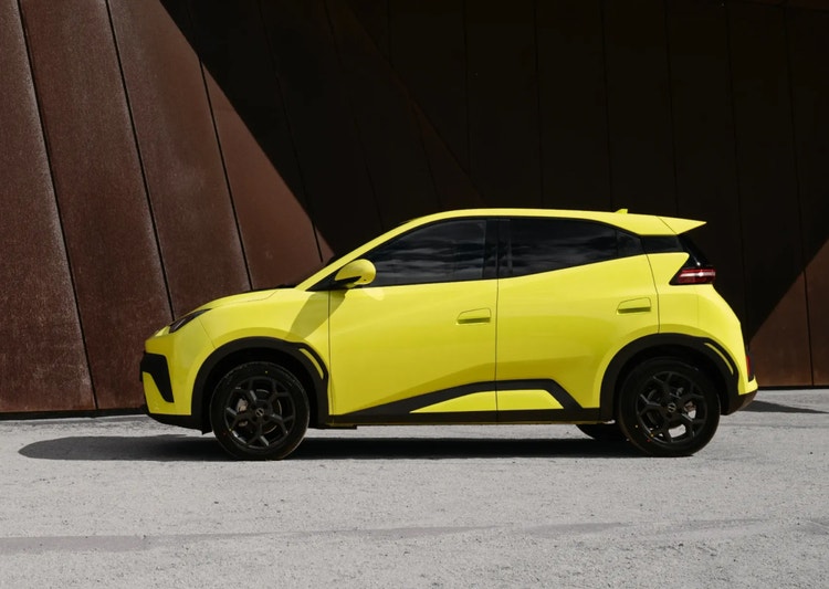 Novate a BYD ATTO 1 Essential Auto MY25 through Maxxia novated leasing today.