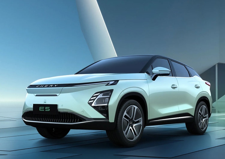 Novate a Chery E5 Urban Auto MY25.5 lease through Maxxia novated leasing today.