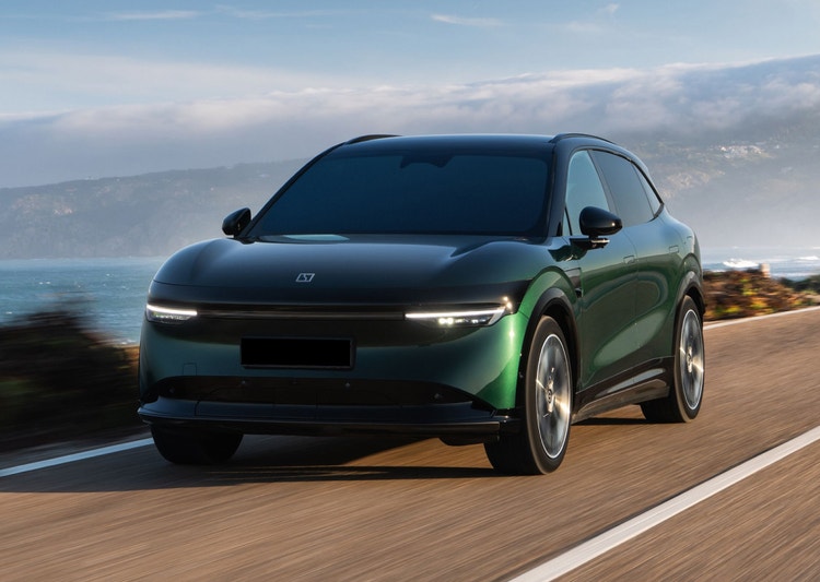 Novate a Zeekr 7X Long Range Auto MY26 through Maxxia novated leasing today.