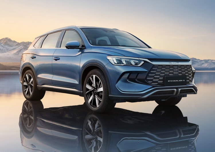 Novate a BYD Sealion 5 through Maxxia novated leasing today.