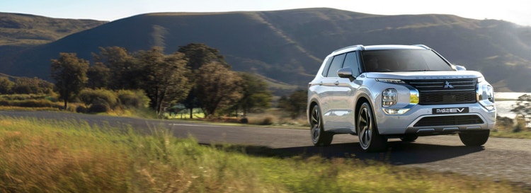 Novate a Mitsubishi Outlander Aspire ZM Auto 2WD MY25 through Maxxia novated leasing today.