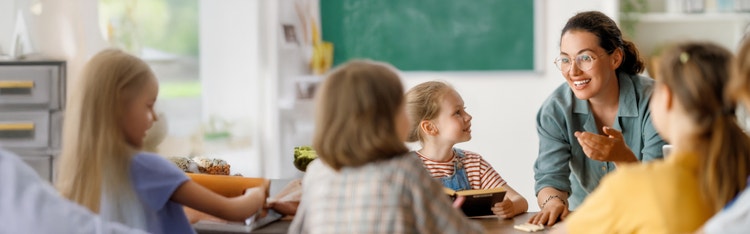 Experience employee benefits with - Maxxia