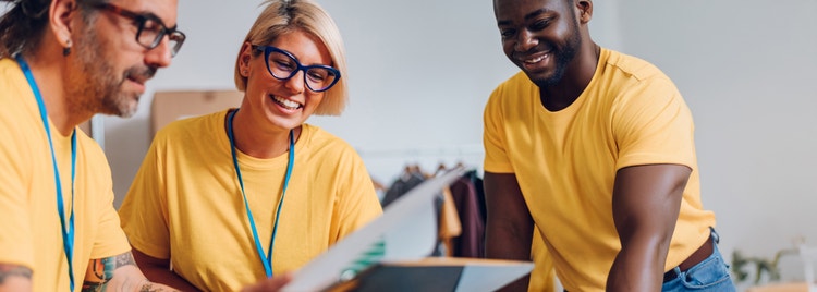 People volunteer for charity