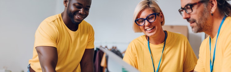 People volunteer for charity