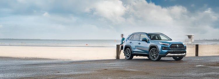 Toyota novated lease through Maxxia, contact Maxxia novated leasing team today