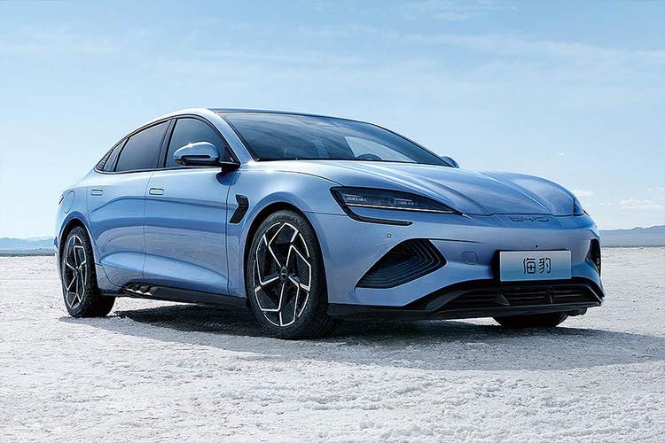 BYD novated lease through Maxxia, contact Maxxia novated leasing team today.