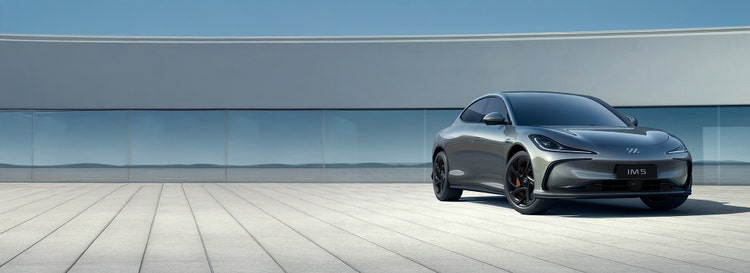 Mg novated lease through Maxxia, contact Maxxia novated leasing team today