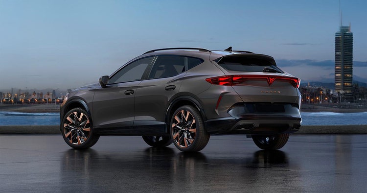 Jaecoo J5 SUV front exterior view available on a novated lease through Maxxia in Australia.