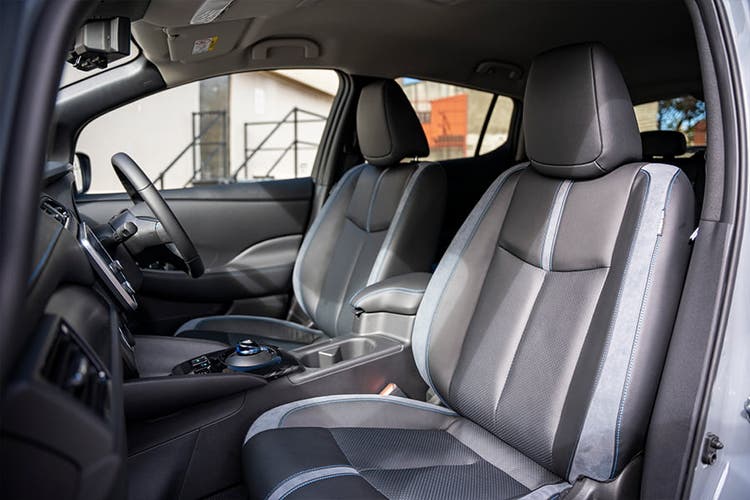 Nissan LEAF e+ 2022 interior