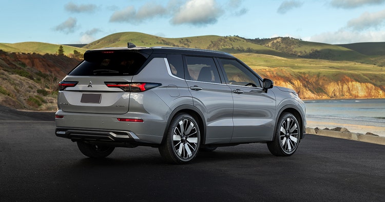 Mitsubishi Outlander rear exterior view. Mitsubishi Outlander novated lease through Maxxia and contact Maxxia novated lease team today.