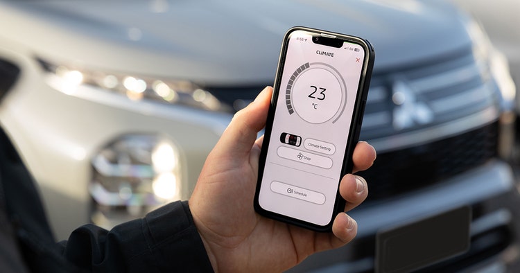 Mitsubishi Outlander dual-zone climate control app. Contact Maxxia novated lease team today and novate a Mitsubishi Outlander through Maxxia novated leasing.
