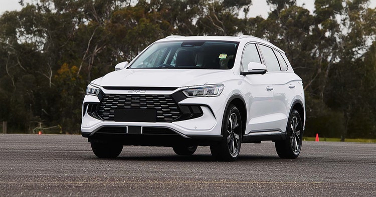 BYD Sealion 5 exterior front view. Contact Maxxia novated lease team today for a BYD Sealion 5 novated lease.