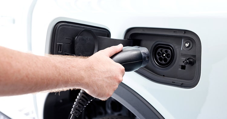 Ford Ranger Stormtrak extra charge port. Contact Maxxia novated lease team today for a Ford Ranger Stormtrak novated lease.