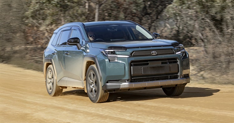 Toyota RAV4 exterior front view. Contact Maxxia novated lease team today for a Toyota RAV4 novated lease.