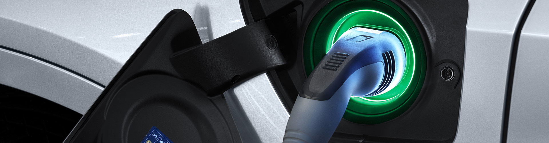 EV summit points to petrol and diesel car ban