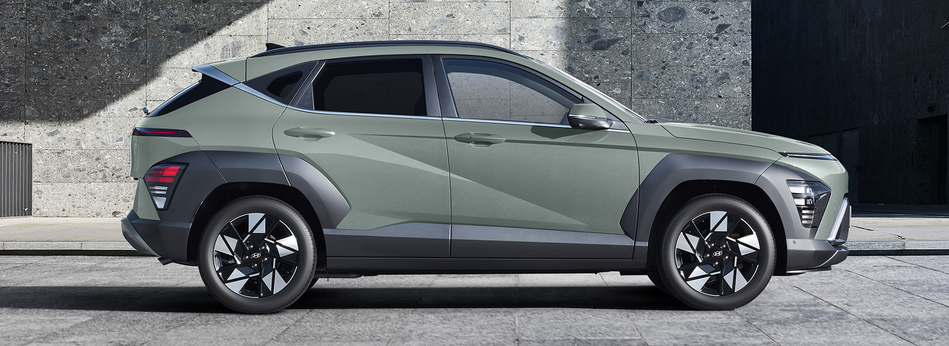 Novate a Hyundai KONA Premium N-Line 1.6 Petrol through Maxxia and you could save on tax.