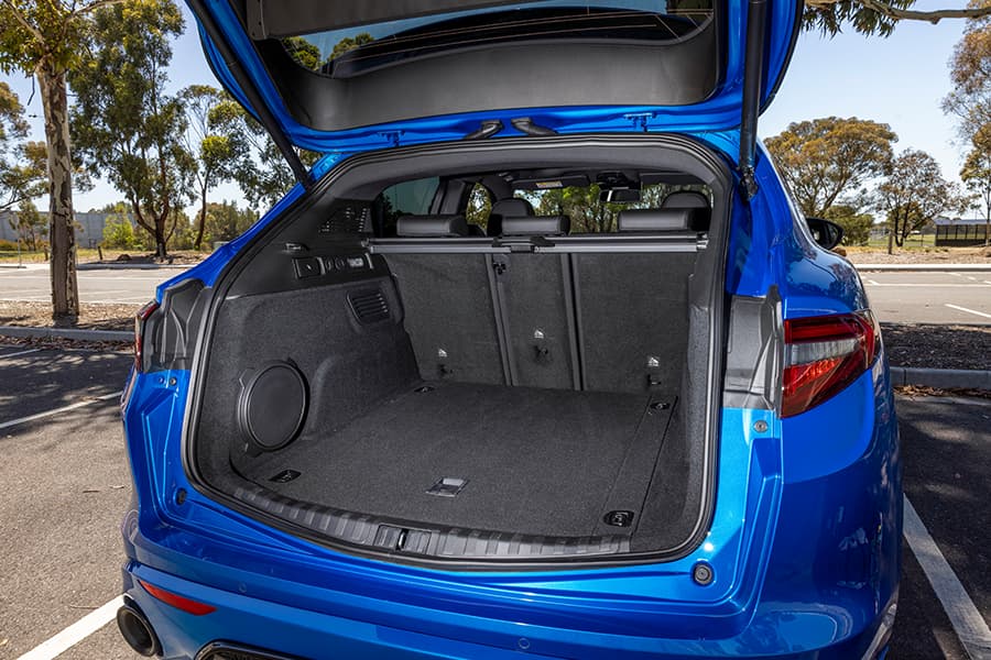 Alfa Romeo Stelvio Veloce 2022 boot space 