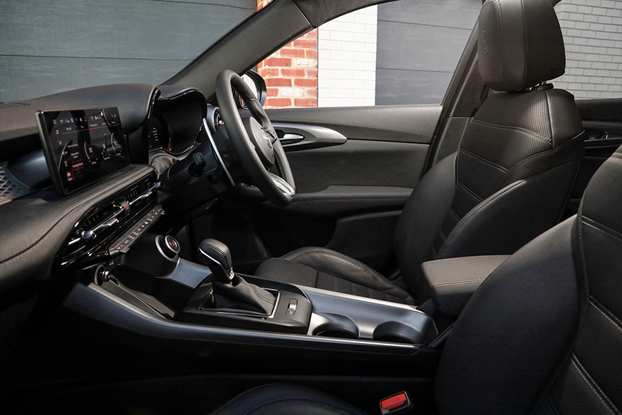 Alfa Romeo Tonale 2023 interior