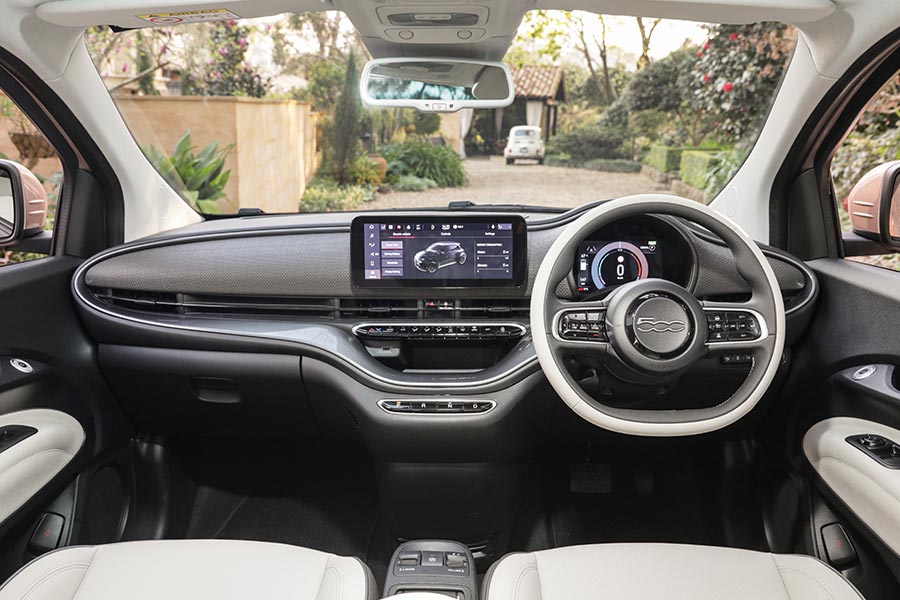 Fiat 500e 2023 interior