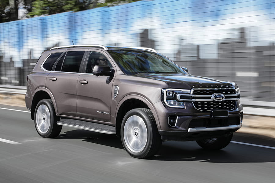 Ford Everest Platinum 2022 side