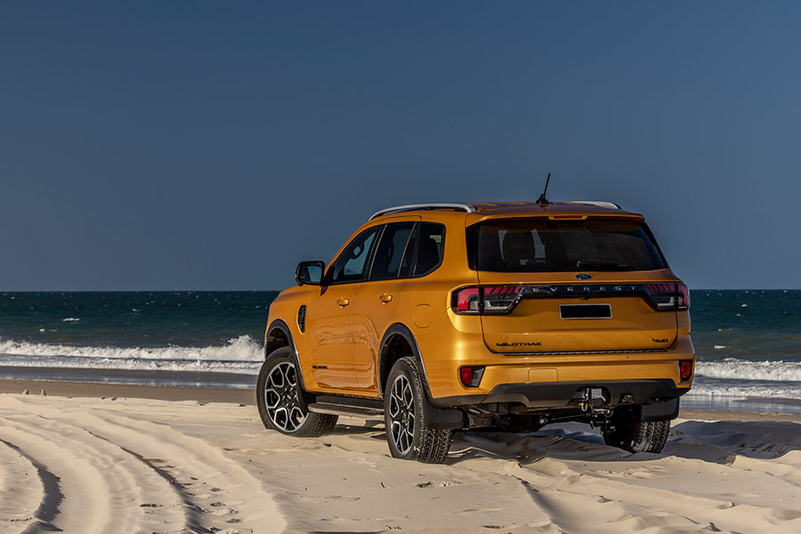 Ford Everest Wildtrak 2024 on beach