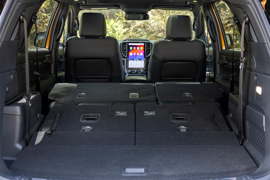 Ford Everest Wildtrak 2024 boot space