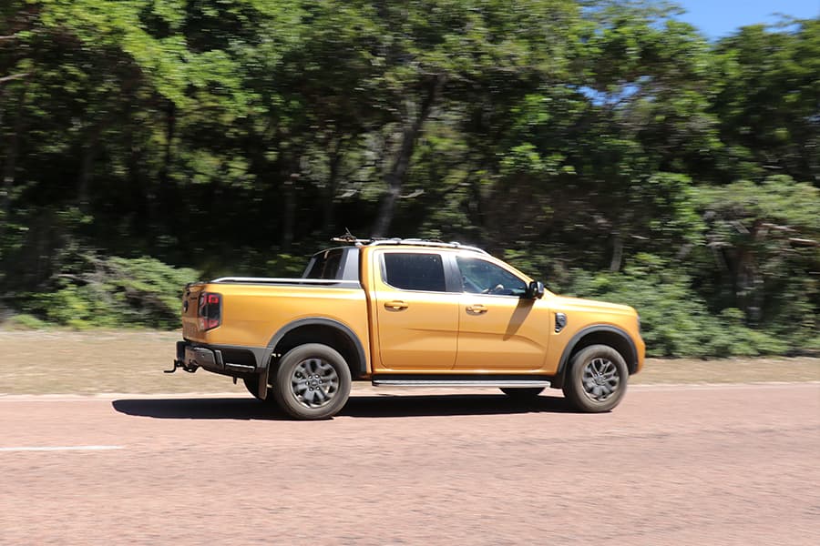 Ford Ranger Wildtrak 2.0 Bi-Turbo 2023 side