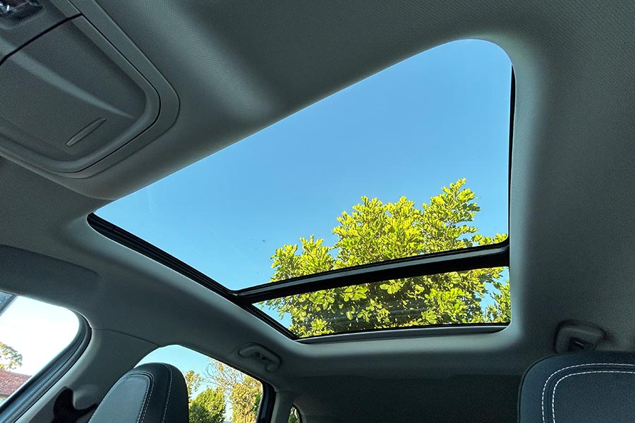 2024 GWM Haval Jolion Ultra Hybrid sun roof