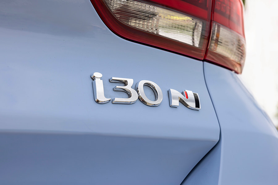 Hyundai i30 N Premium badge