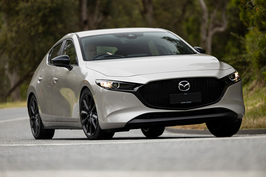 Mazda3 G25 Evolve SP 2023 front