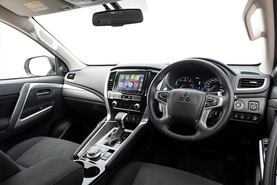 Mitsubishi Outlander Exceed 2022 Interior