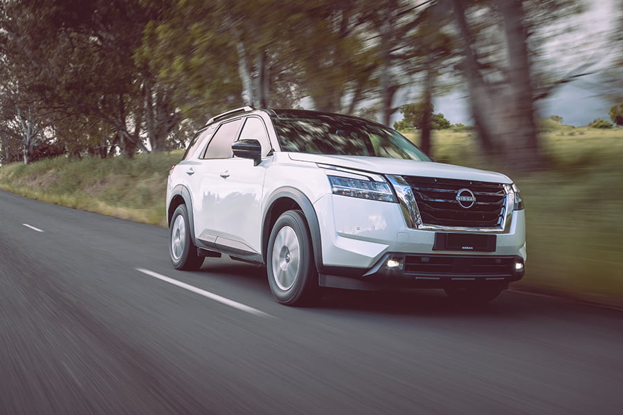 Nissan Pathfinder 2022 front side