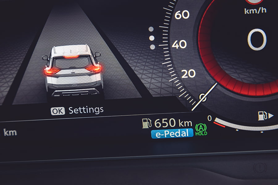 Nissan X-TRAIL e-POWER HUD