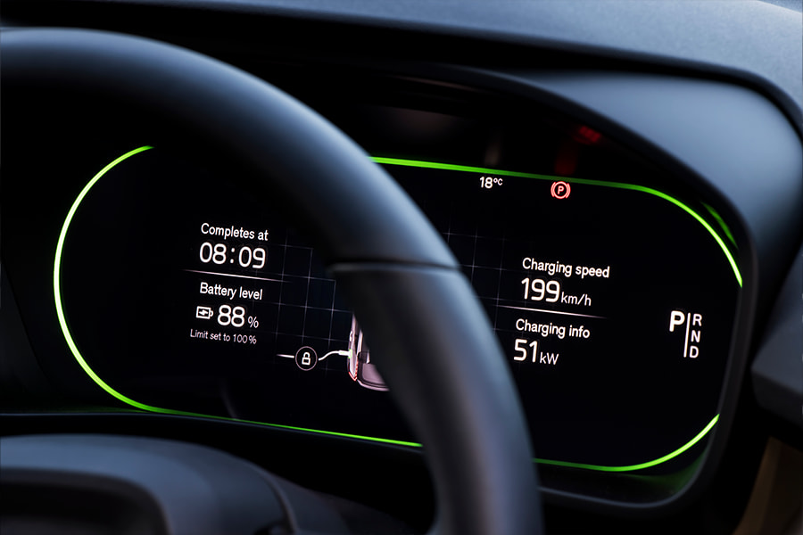 Volvo C40 Recharge 2022 interface