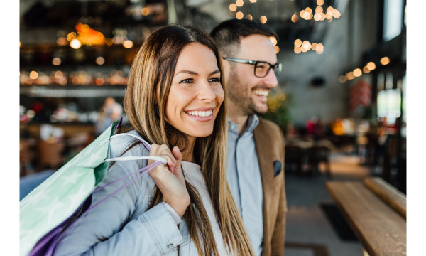 Young couple shopping 