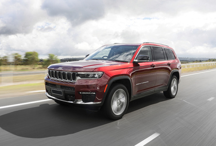 Jeep Grand Cherokee L driving